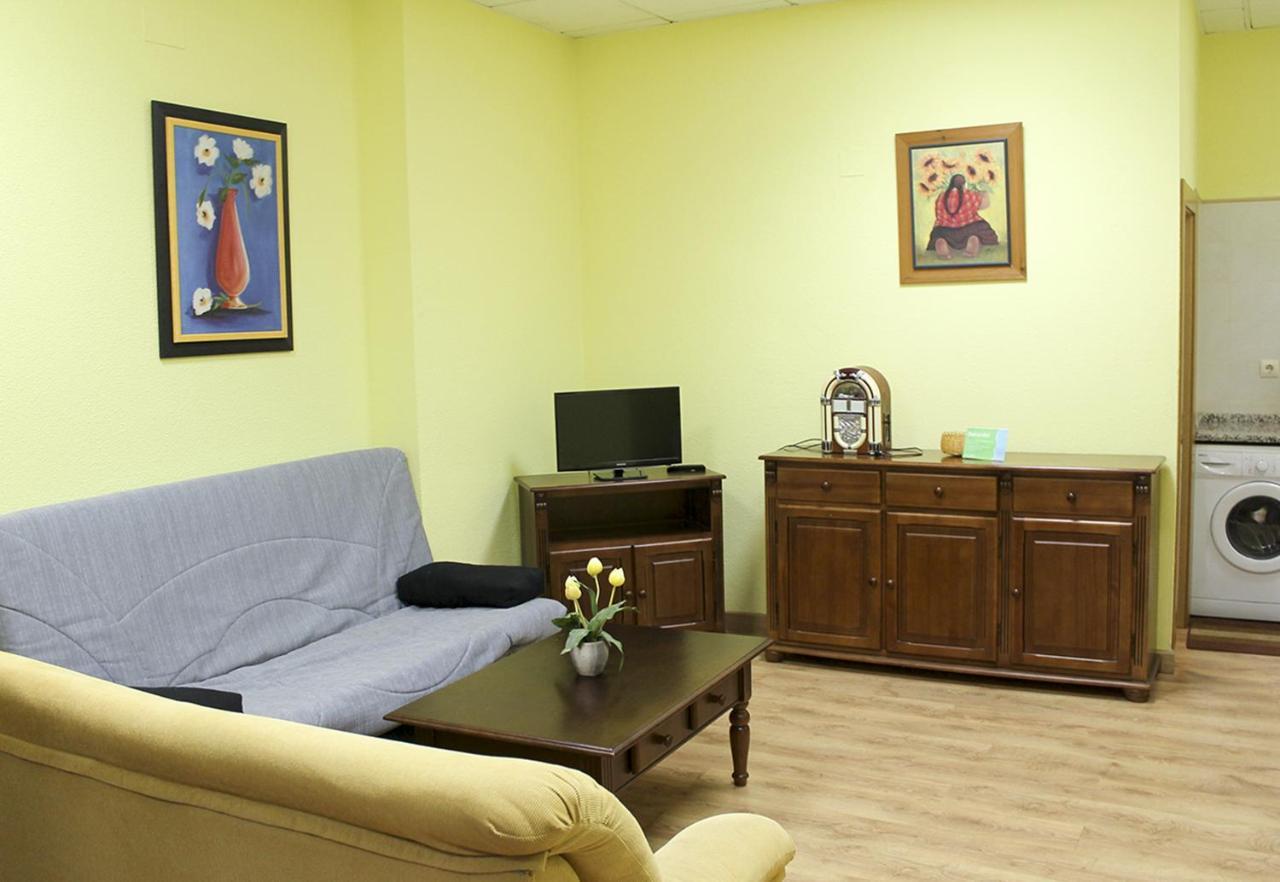 Apartamentos Monasterio San Martín de Castañeda Eksteriør billede
